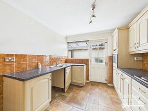 Kitchen- click for photo gallery